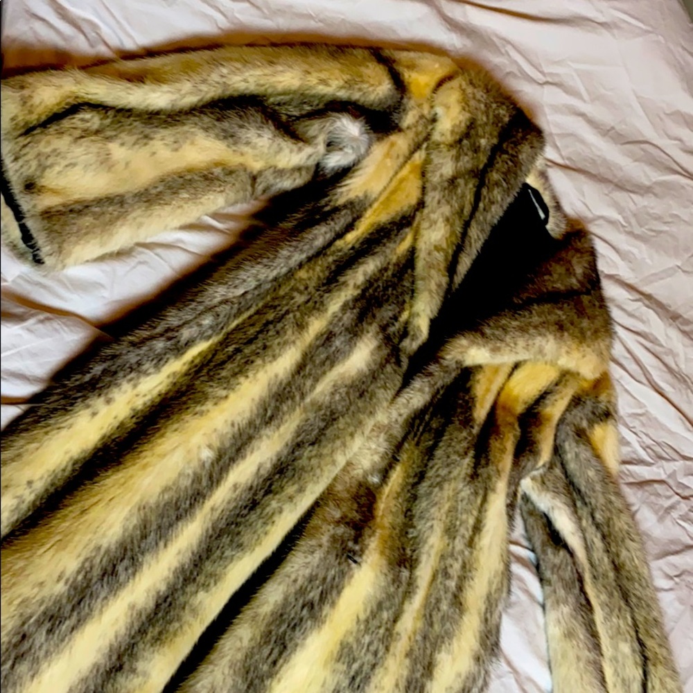 Vintage 1940’s Fur Coat